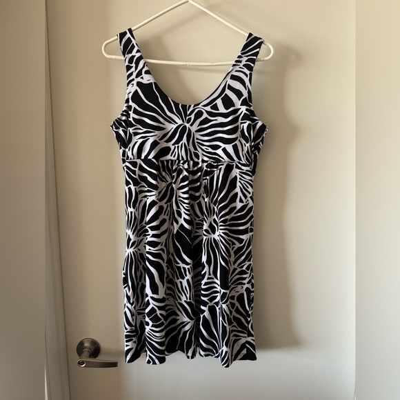 EUC J. Valdi Swim Cover-Up Deep Pocket Dress - Picture 9 of 10
